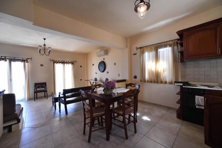 Toxotis Villas Armenistis  Exterior photo